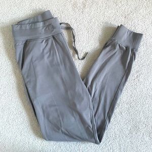 Balance Athletica Select joggers, size Medium, color gray